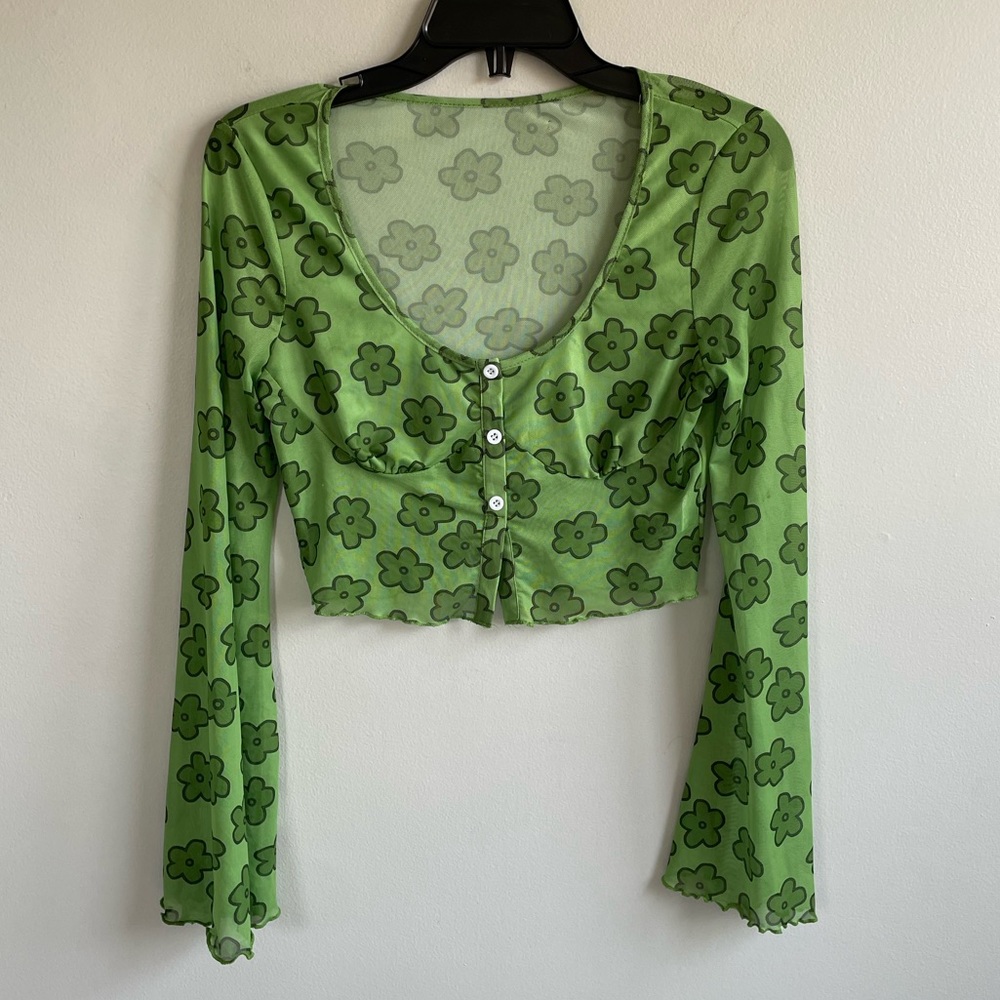 LONG SLEEVE BUTTON HALF FRONT GREEN BLACK FLOWERS SHEER BELL SLEEVE CROP BLOUSE